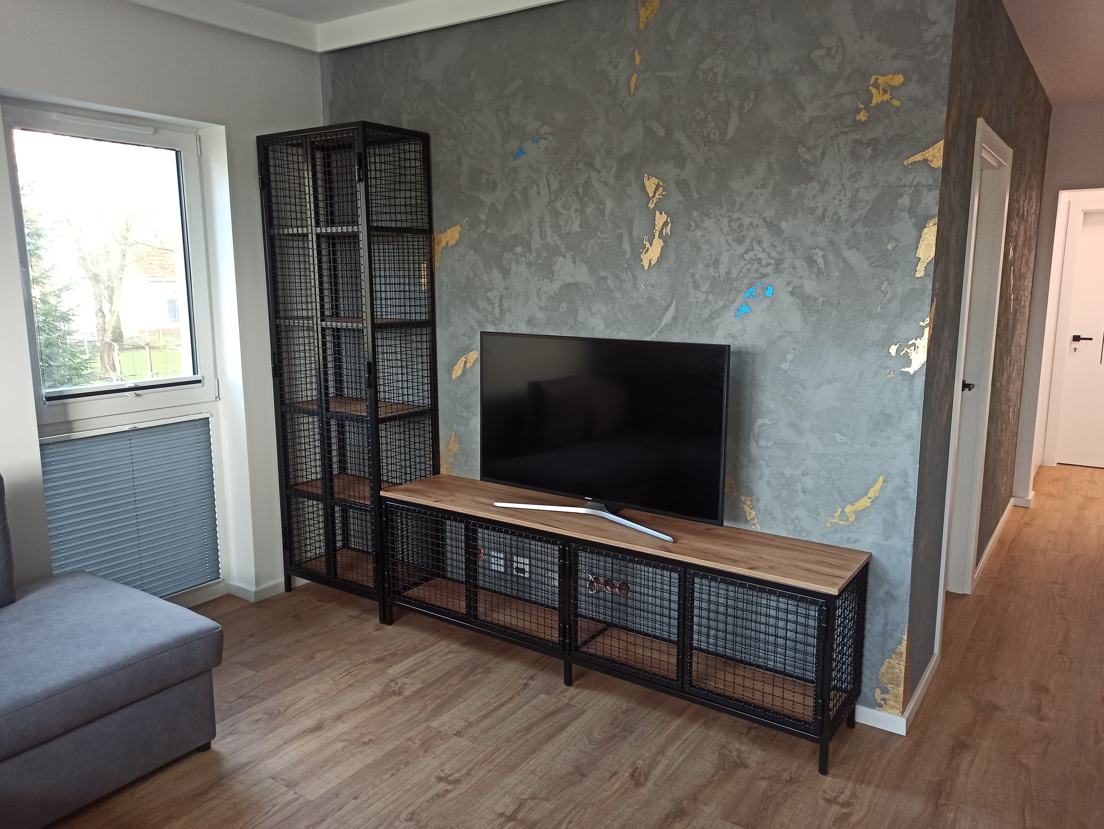 Meble salonowe industrialne – regał i szafka RTV metalowe, FK-METAL Słupsk